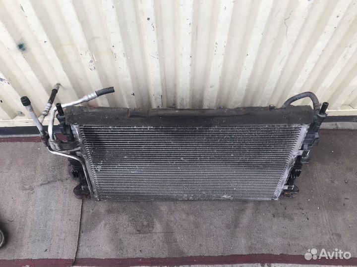 Комплект радиаторов Ford Focus 2 бензин дизель