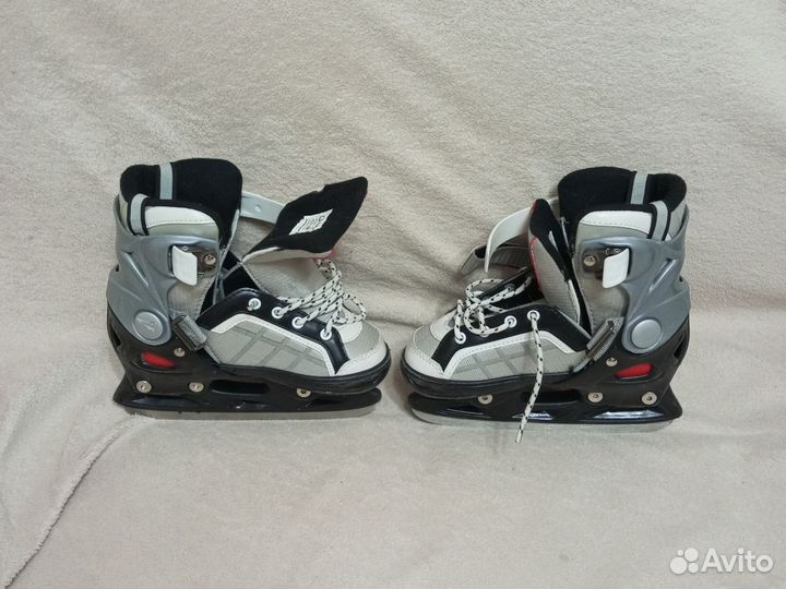Коньки хоккейные детские