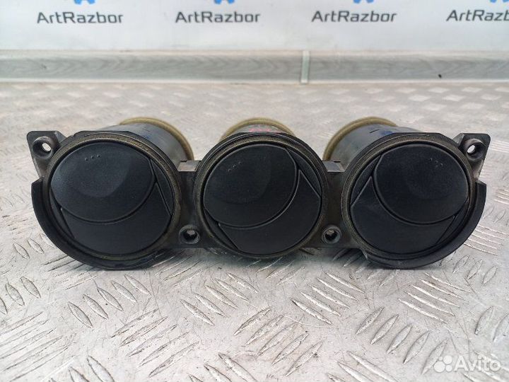 Дефлектор воздушный центральный Mazda Mazda 6 GG