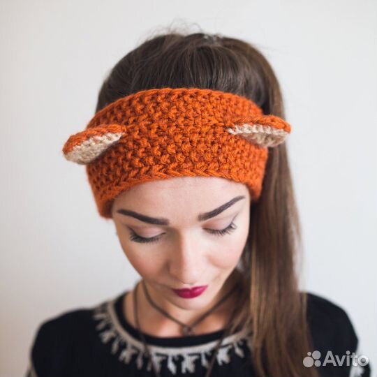 Повязка с ушками, на голову, вязаная