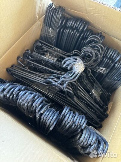 Вешалки плечики бу