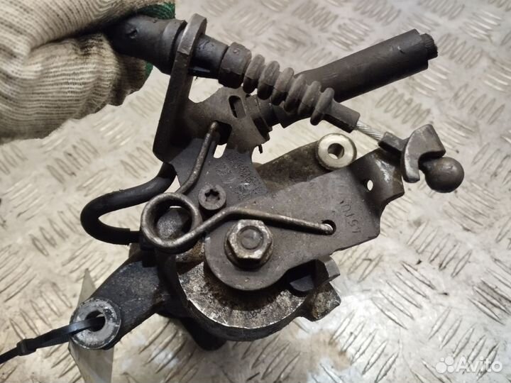 Суппорт задний правый Skoda Octavia A5