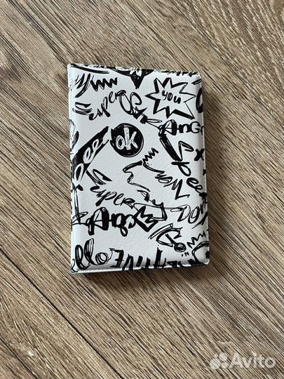 Картхолдер. Новый