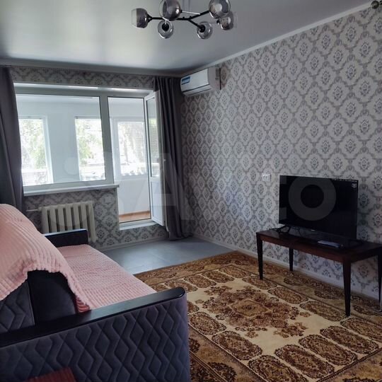 2-к. квартира, 45 м², 1/5 эт.