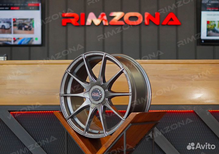 Литые диски OZ Racing R18 на Kia Ceed