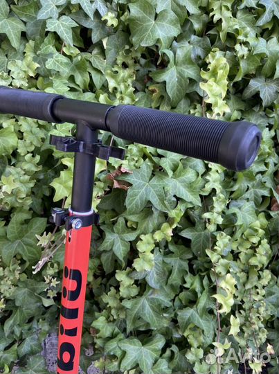 Самокат BiBiTu Sollo Красный неон