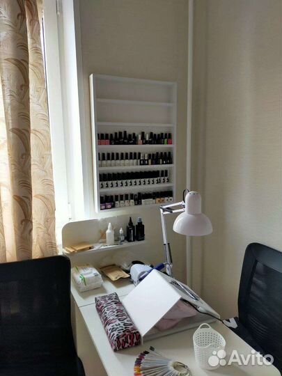 Полка для гель-лаков