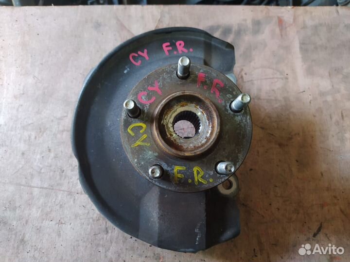 Поворотный кулак передний ступица Митсубиши Лансер