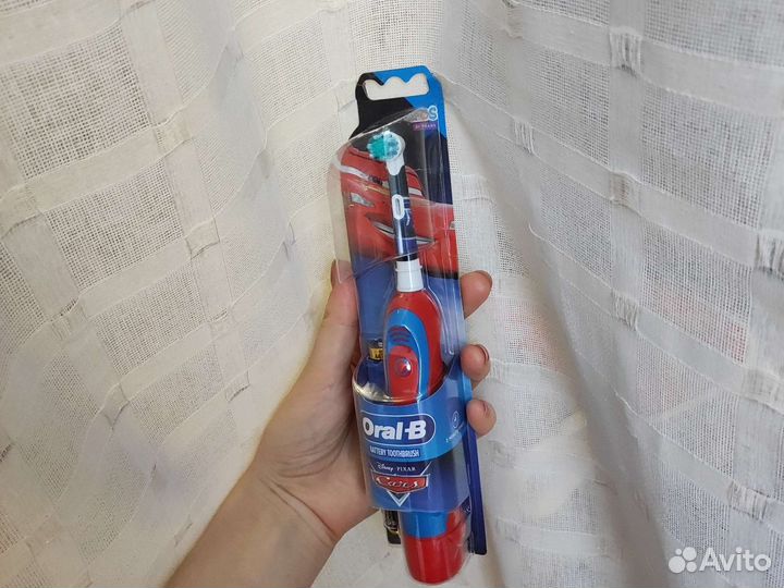 Зубная щетка детская Тачки