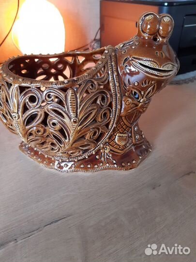 Горшок под цветы