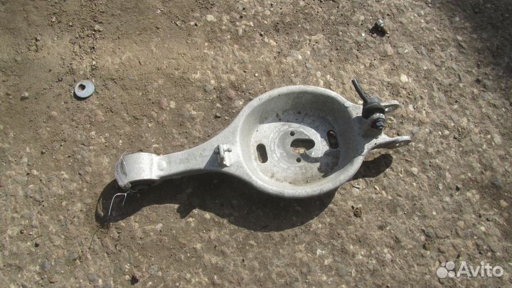 Рычаг подвески Hyundai Equus, 2016