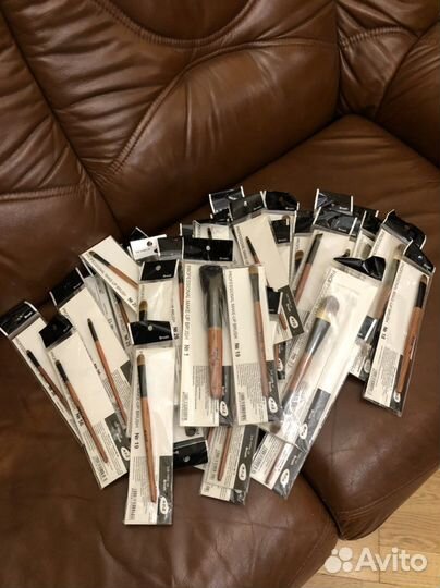 Кисти для макияжа Jast новые