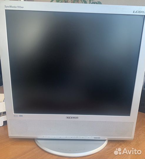 Монитор samsung