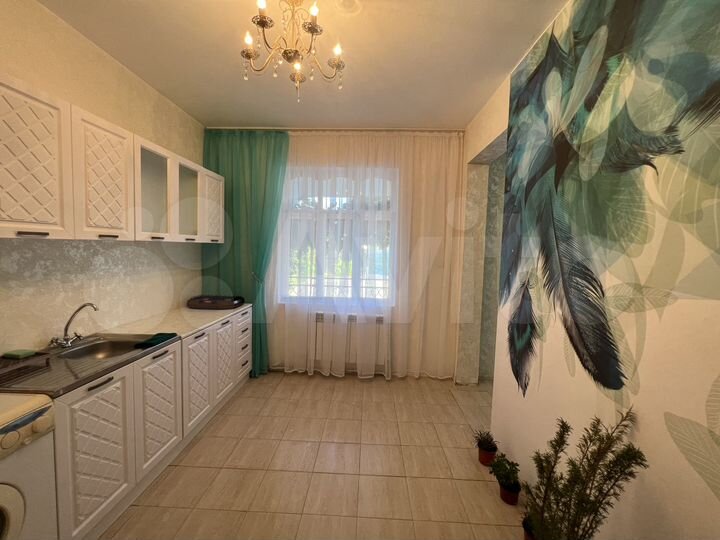 Комната 12 м² в 4-к., 1/2 эт.