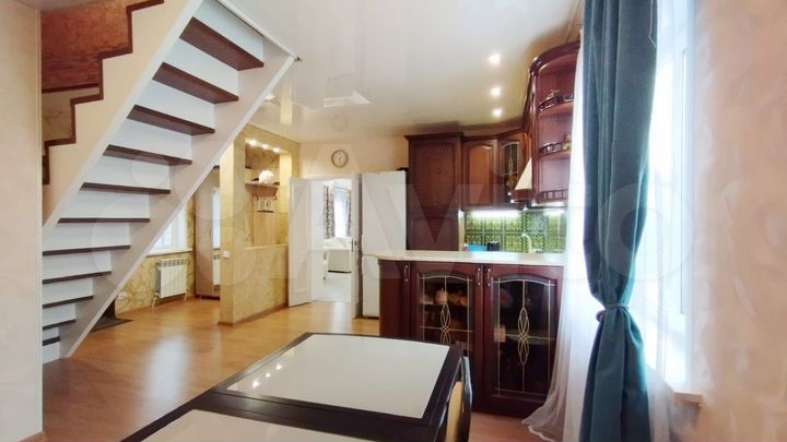 Дом 159,2 м² на участке 4 сот.