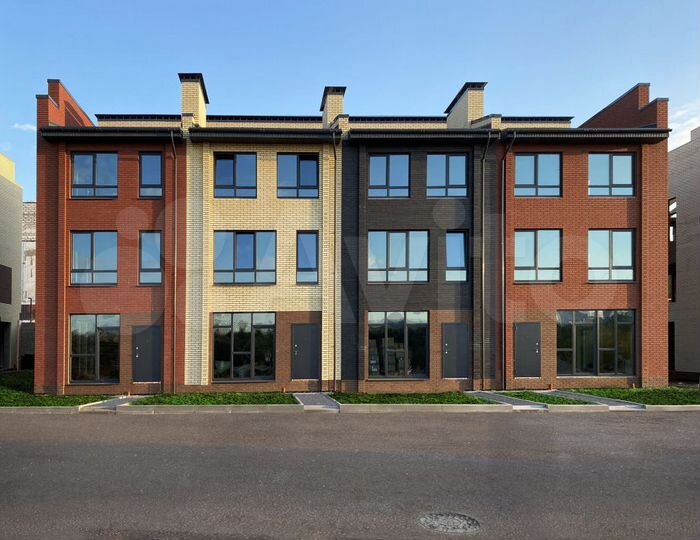 Таунхаус 102 м² на участке 1,5 сот.