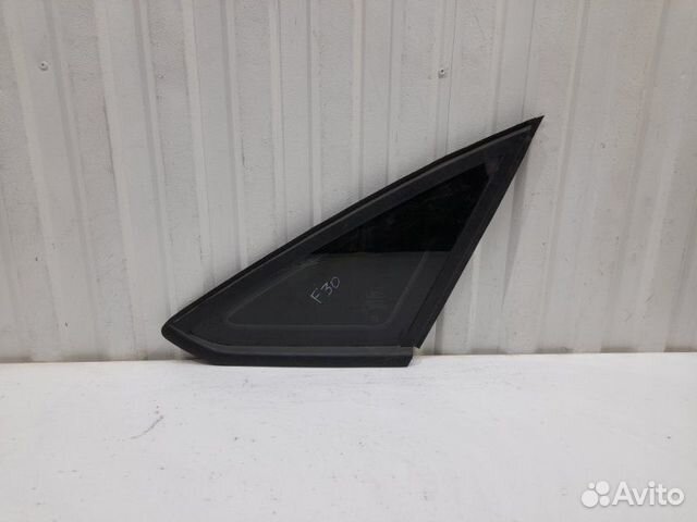 Стекло кузовное глухое правое Ford Focus 3 2010