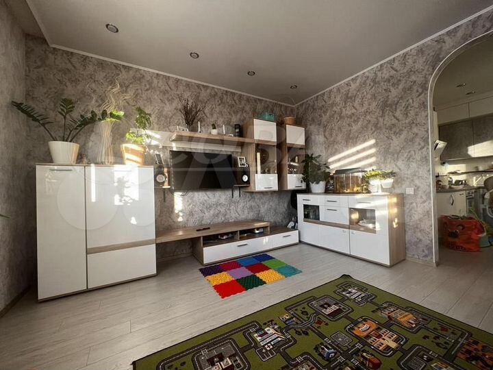 2-к. квартира, 52 м², 17/19 эт.