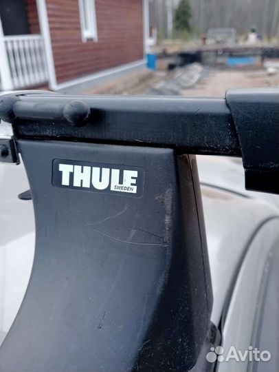 Багажник на крышу thule