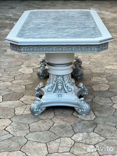 Столы и стулья новые