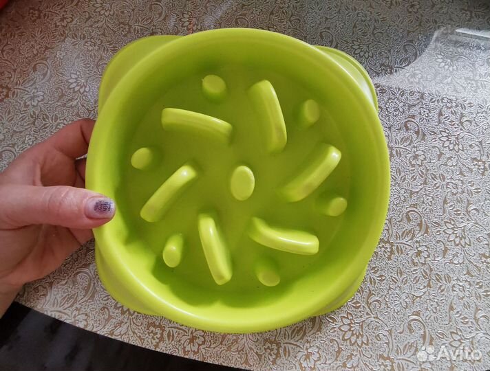 Миска для собак и поилка