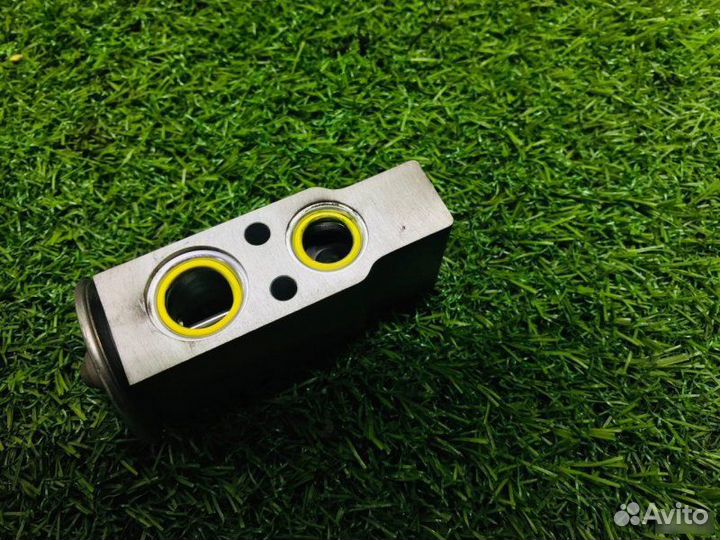 Клапан кондиционера Volvo V70 2000-2004