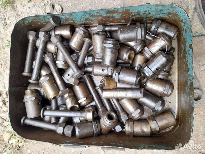 Втулки резьбовые