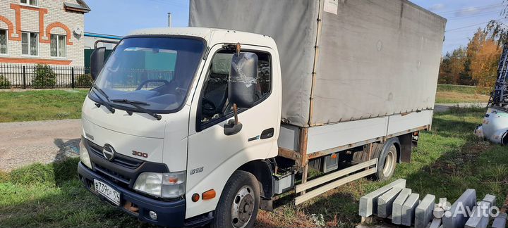 Hino 300 (Dutro), 2012