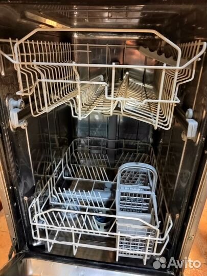 Посудомоечная машина Ariston на запчасти