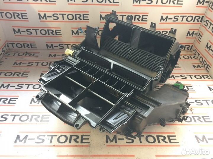 Корпус печки Bmw X5 E53 M54B30 2001