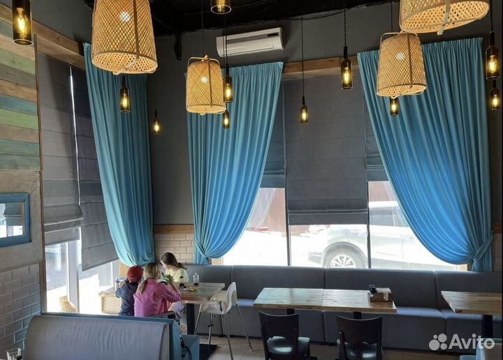 Светильник люстра подсветка из винных бутылок