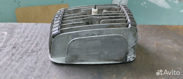 Правая головка цилиндра Ява 634