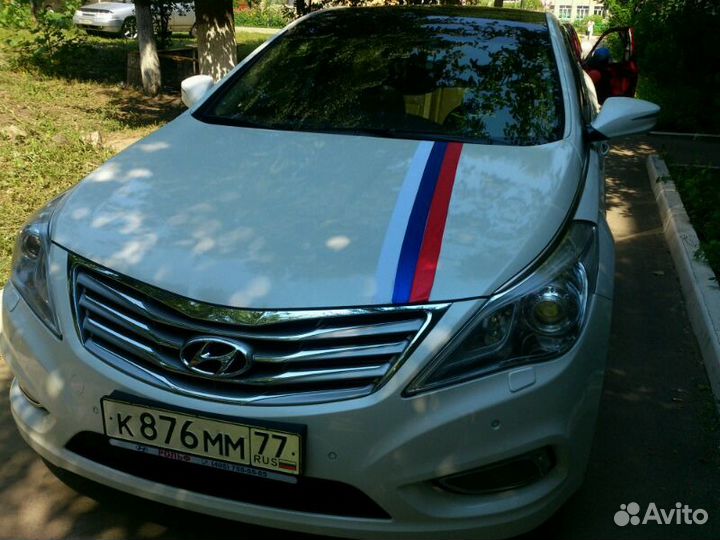 Обслуживаю катаю свадьбу на комфортном автомобиле