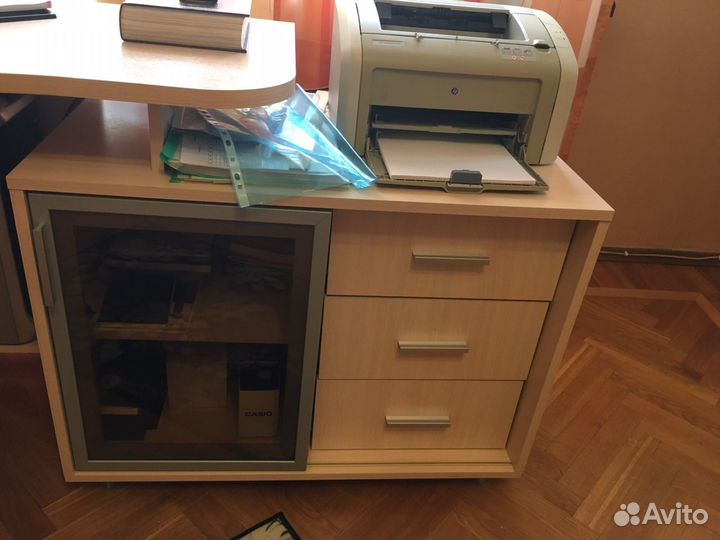 Компьютерный стол