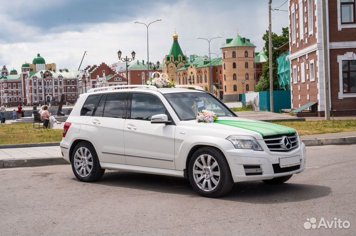 Свадебный кортеж, аренда автомобиля на свадьбу