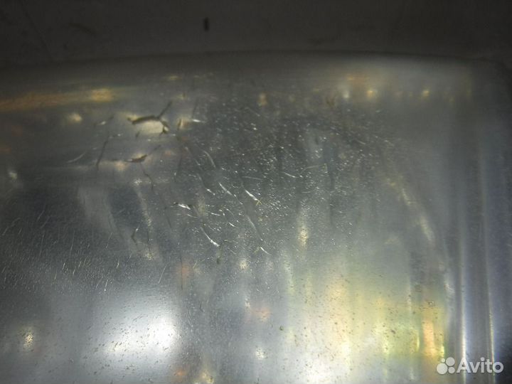 Фара левая Hyundai Starex