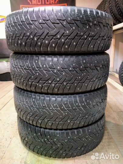 Nokian Tyres Hakkapeliitta 8 SUV 215/65 R17