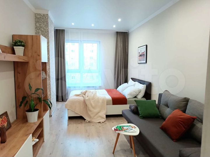 2-к. квартира, 70 м², 4/13 эт.