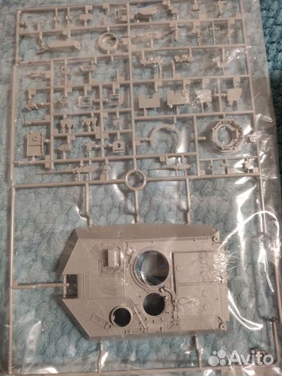 Сборная модель танка 1 35