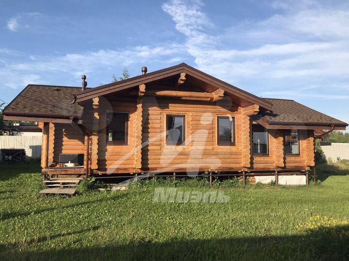 Дом 99 м² на участке 10 сот.