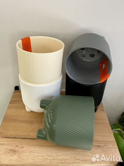 Горшки, кашпо цветочные