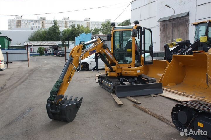 Мини-экскаватор XCMG XE35U, 2023