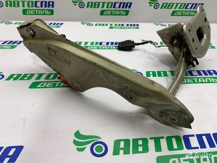 Лонжерон кузова передний левый Skoda Octavia седан