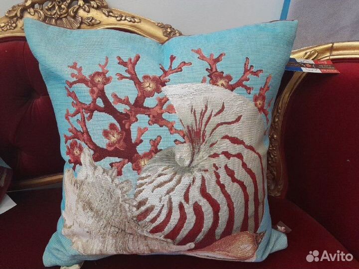 Подушка дизайнерская