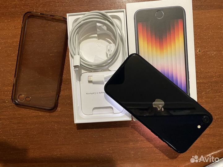 iPhone SE (2022), 64 ГБ