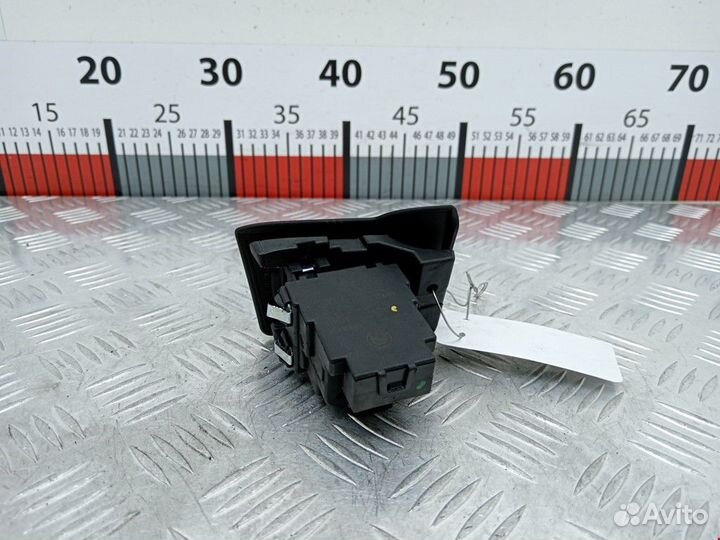 Замок зажигания BMW 3 E90/E91/E92/E93 2005