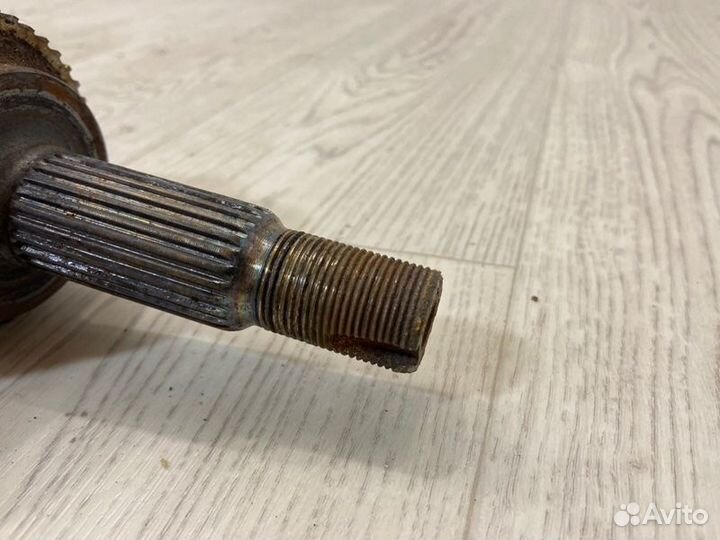 Привод передний правый Toyota Avensis T25 1zzfe