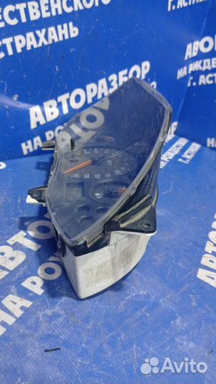 Панель приборов Ford Focus 1 седан 2004