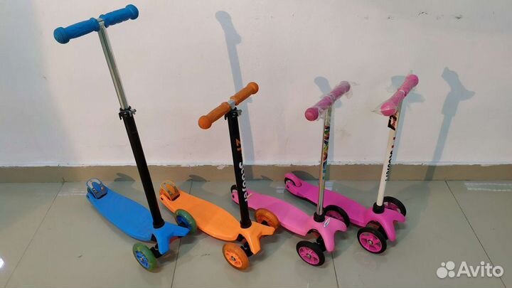 Самокат детский в ассортименте. Новый