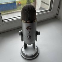 Микрофон blue yeti